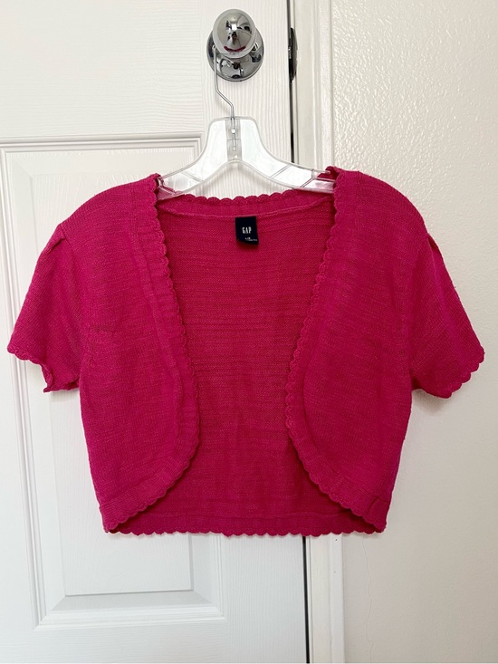 GAP Sweaters - GAP Vibrant Fuchsia Pink Scalloped Cropped Knit Cardigan
